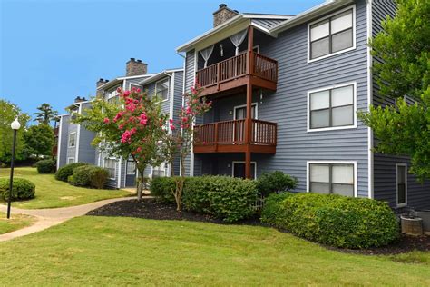 Steeplechase is located at 1421 Cloverdale Cir, Hixson, <b>TN</b> 37343. . One bedroom apartments in chattanooga tennessee under 600